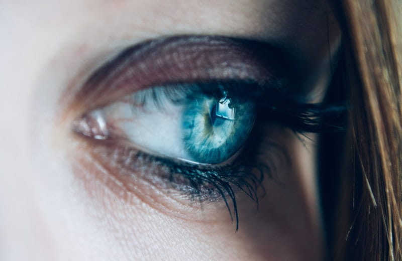 8 Symptoms of Cataracts